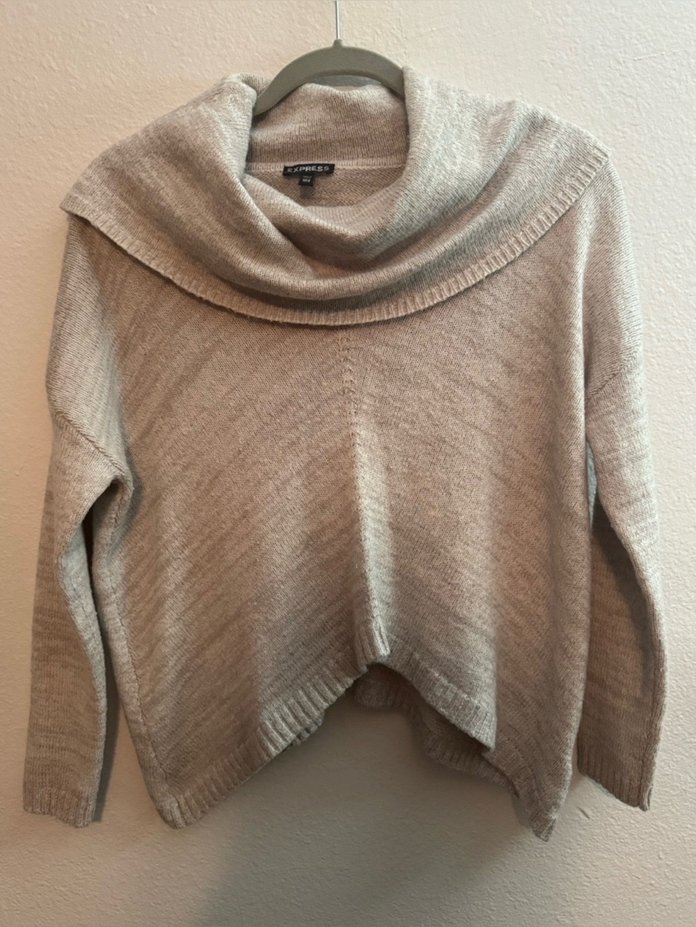 Express pull on poncho with sleeves